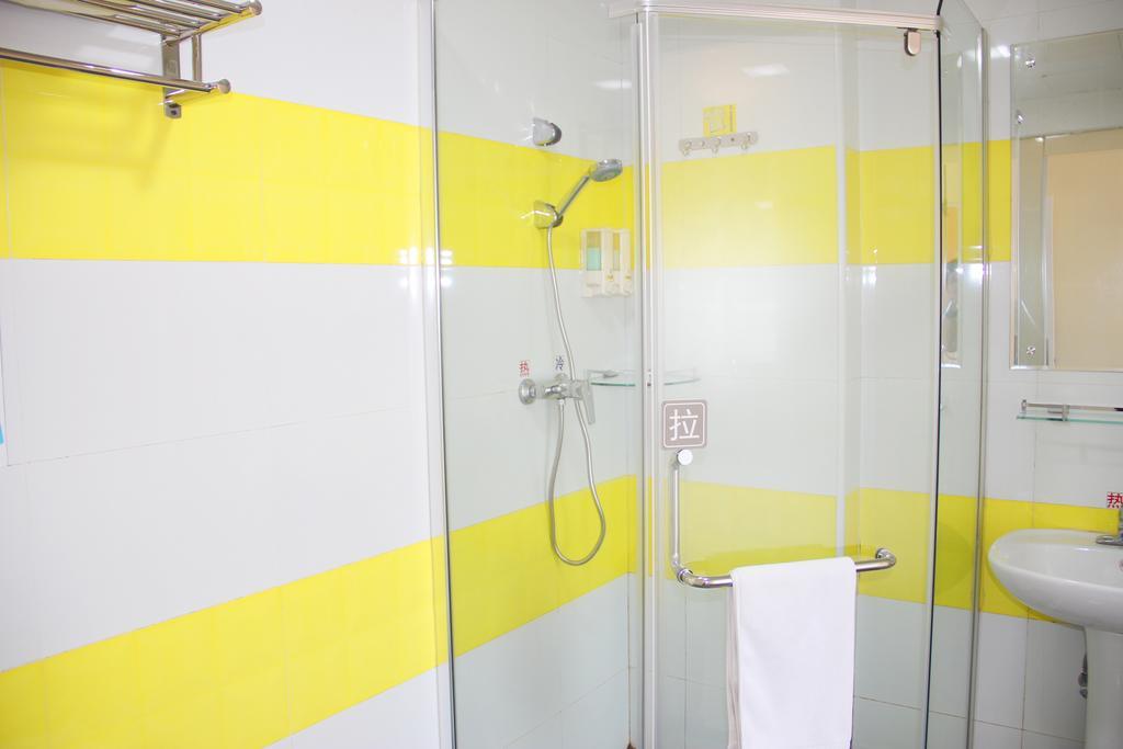 7Days Premium Guangzhou Tianhe Shipaiqiao Hotel Стая снимка