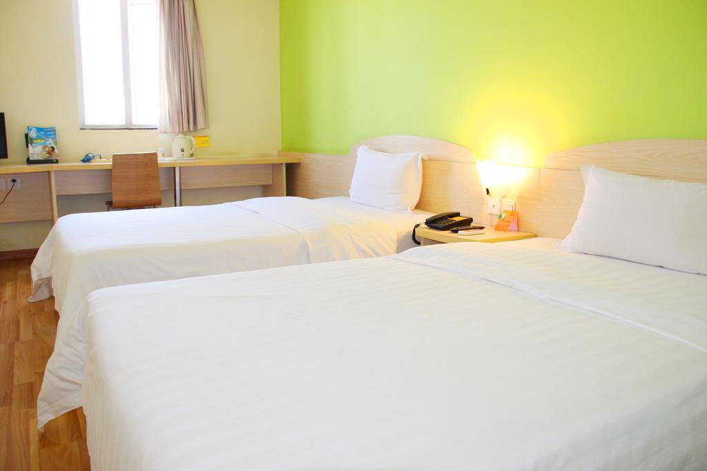 7Days Premium Guangzhou Tianhe Shipaiqiao Hotel Стая снимка